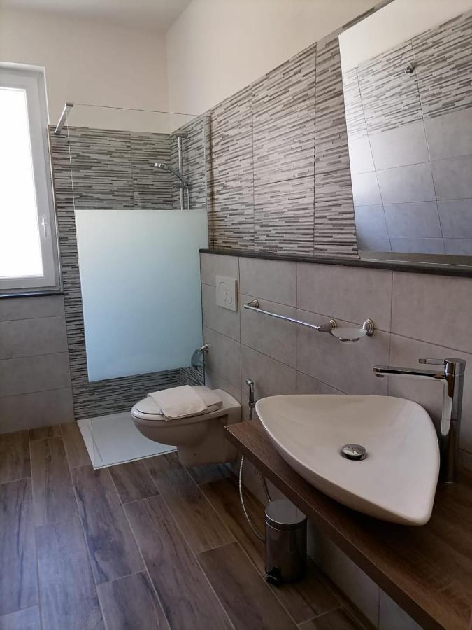 לינה וארוחת בוקר טאורמינה I Tre Cuori מראה חיצוני תמונה